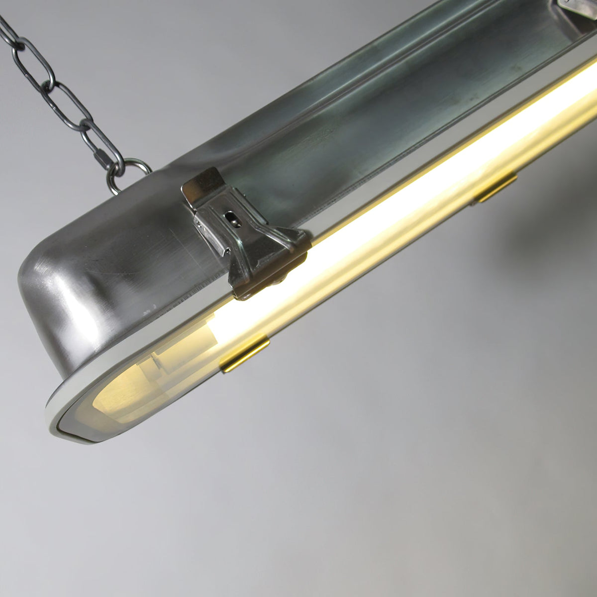 gta-pendant-light