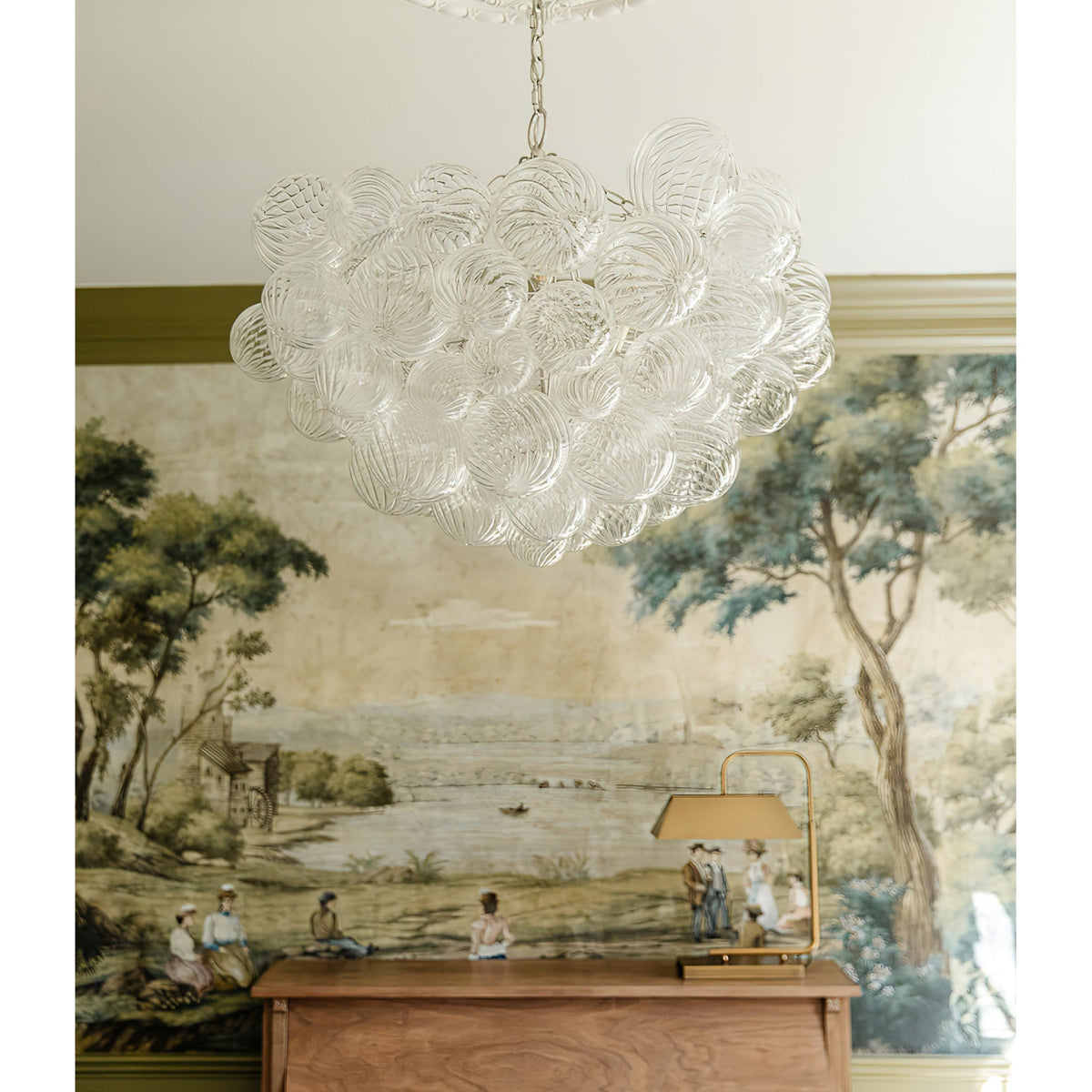 Lumière Cascade Glass Ball Chandelier – Modern Sculptural Pendant Light