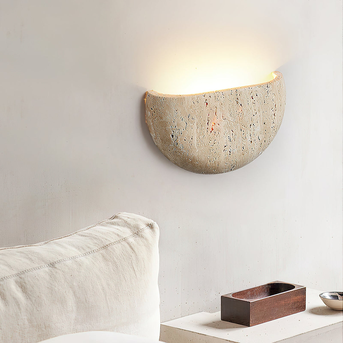 half-moon-wall-lamp