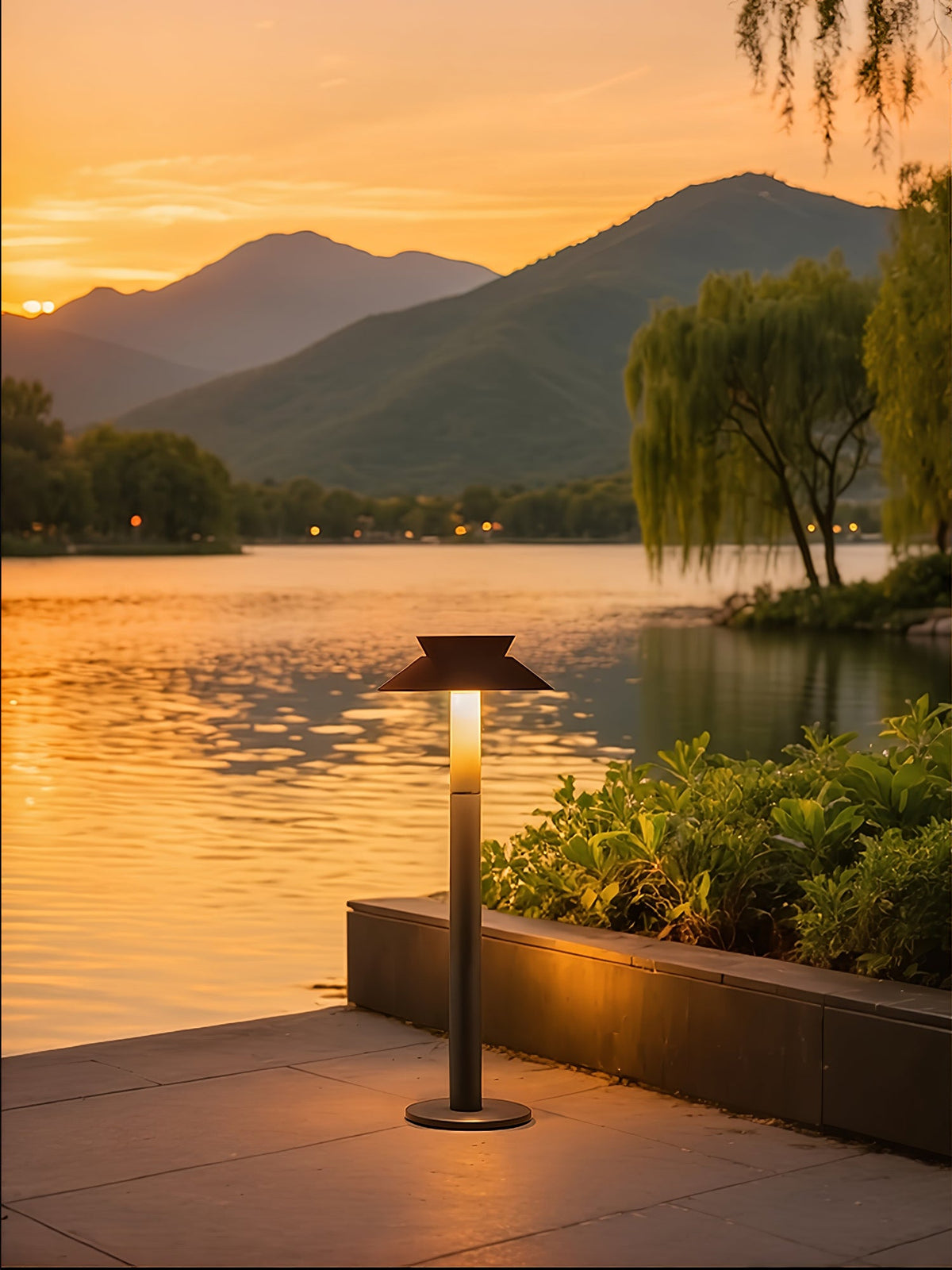 Halo Stem Outdoor Path Light – Modern LED Bollard for Walkways & Gardens