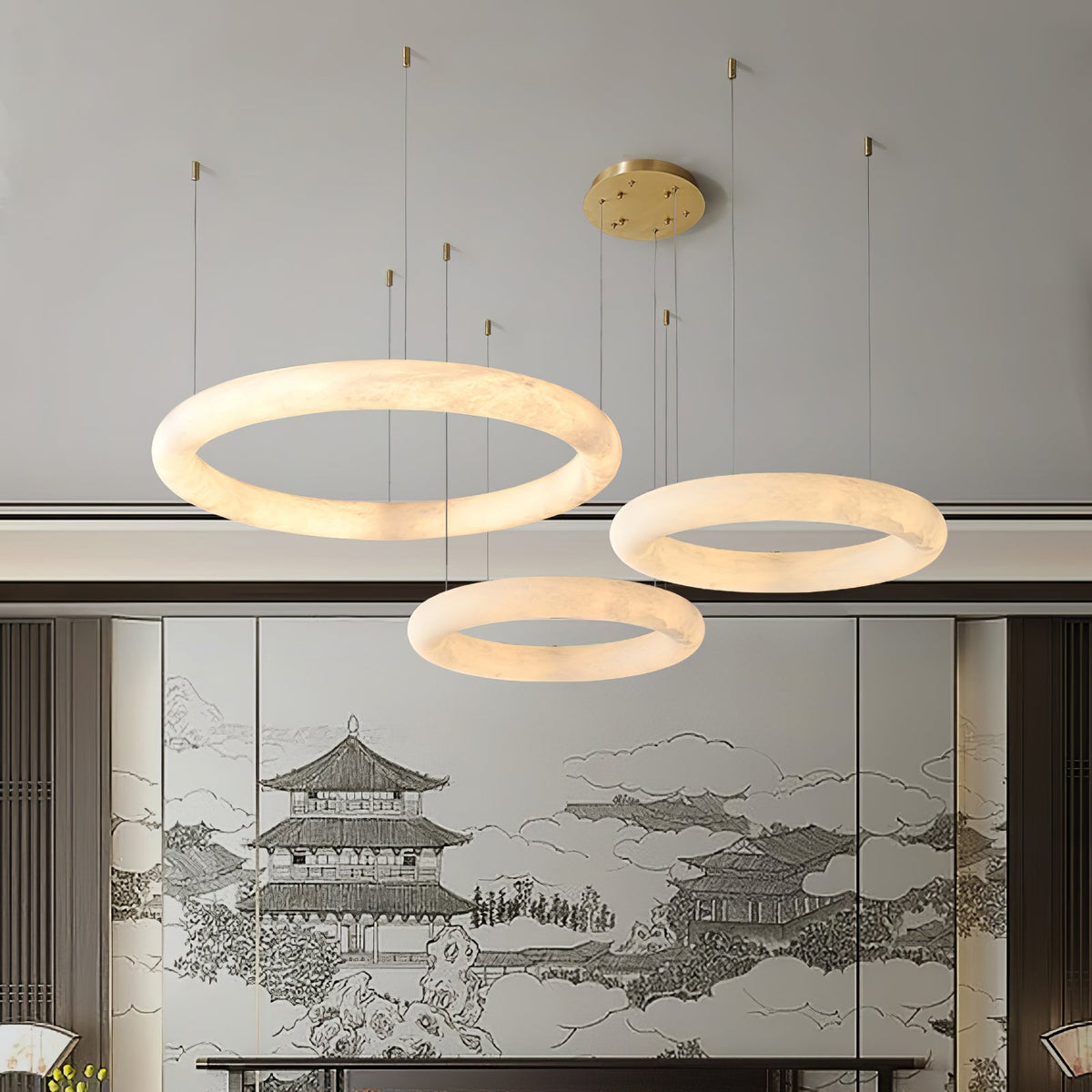 Halo di Pietra Alabaster Ring Chandelier in Brushed Brass