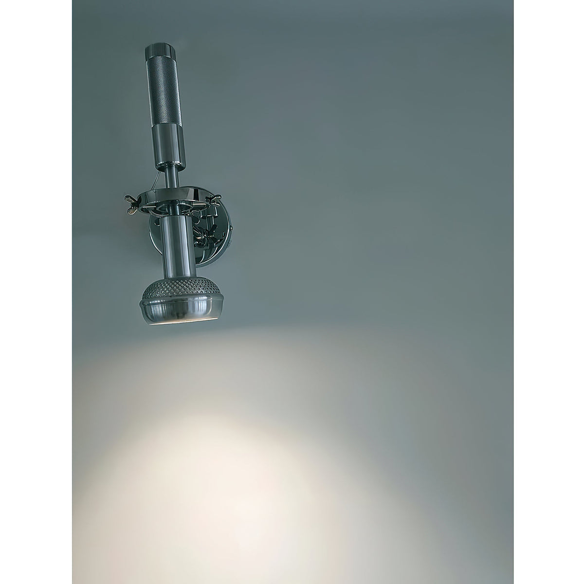 halva-wall-lamp