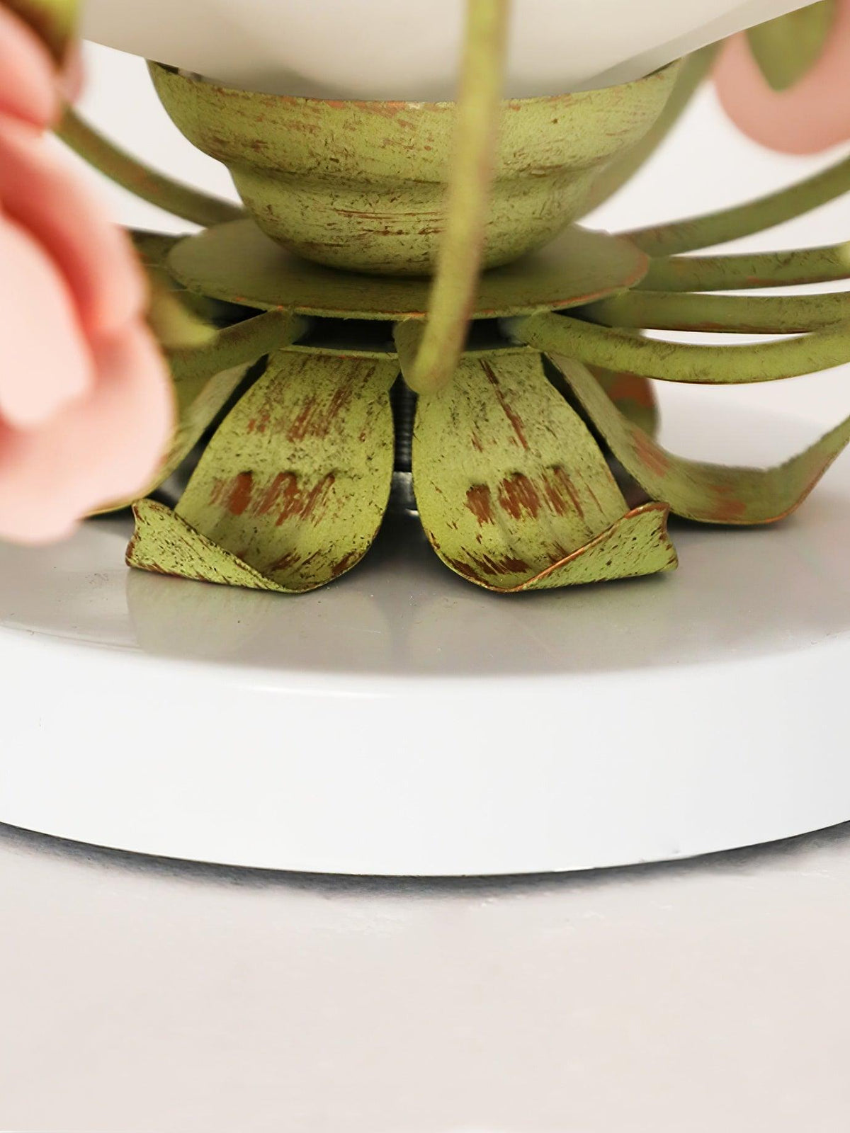 hanging-flower-ceiling-lamp