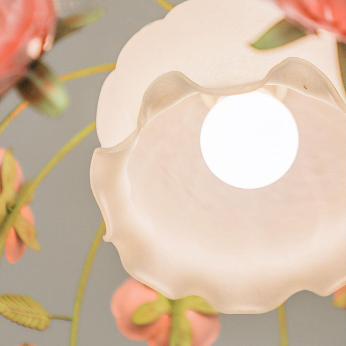 hanging-flower-ceiling-lamp