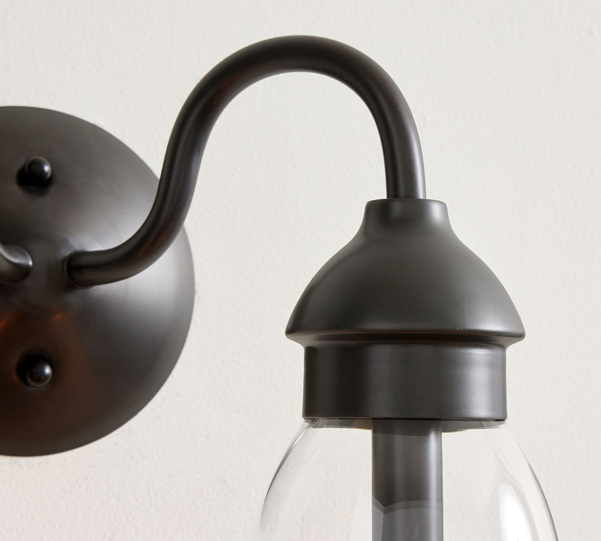 halstead-wall-lamp