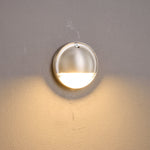 hardy-wall-lamp