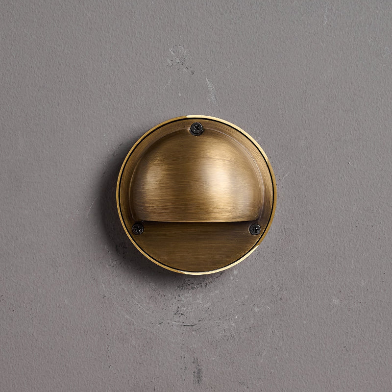 hardy-wall-lamp
