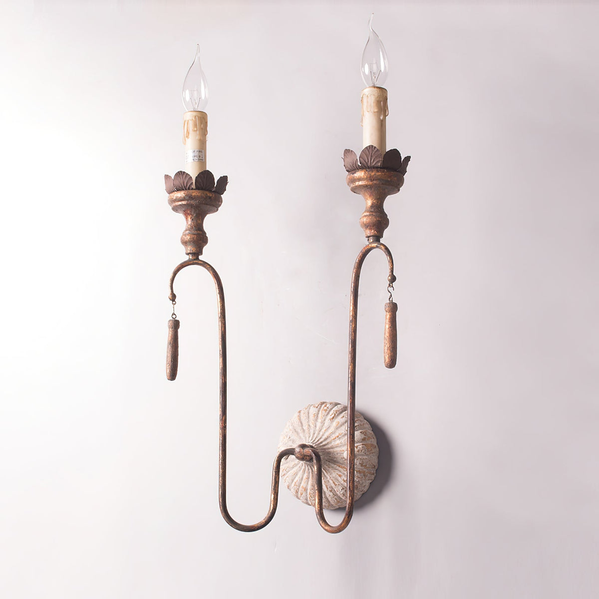 olivia-wall-lamp