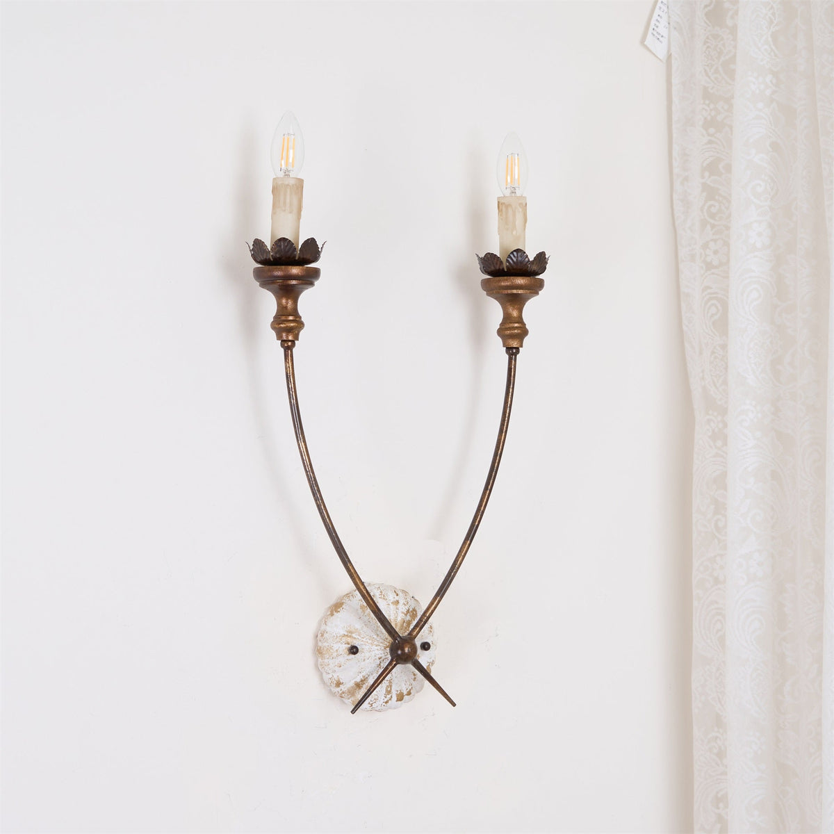 hasselt-wall-lamp