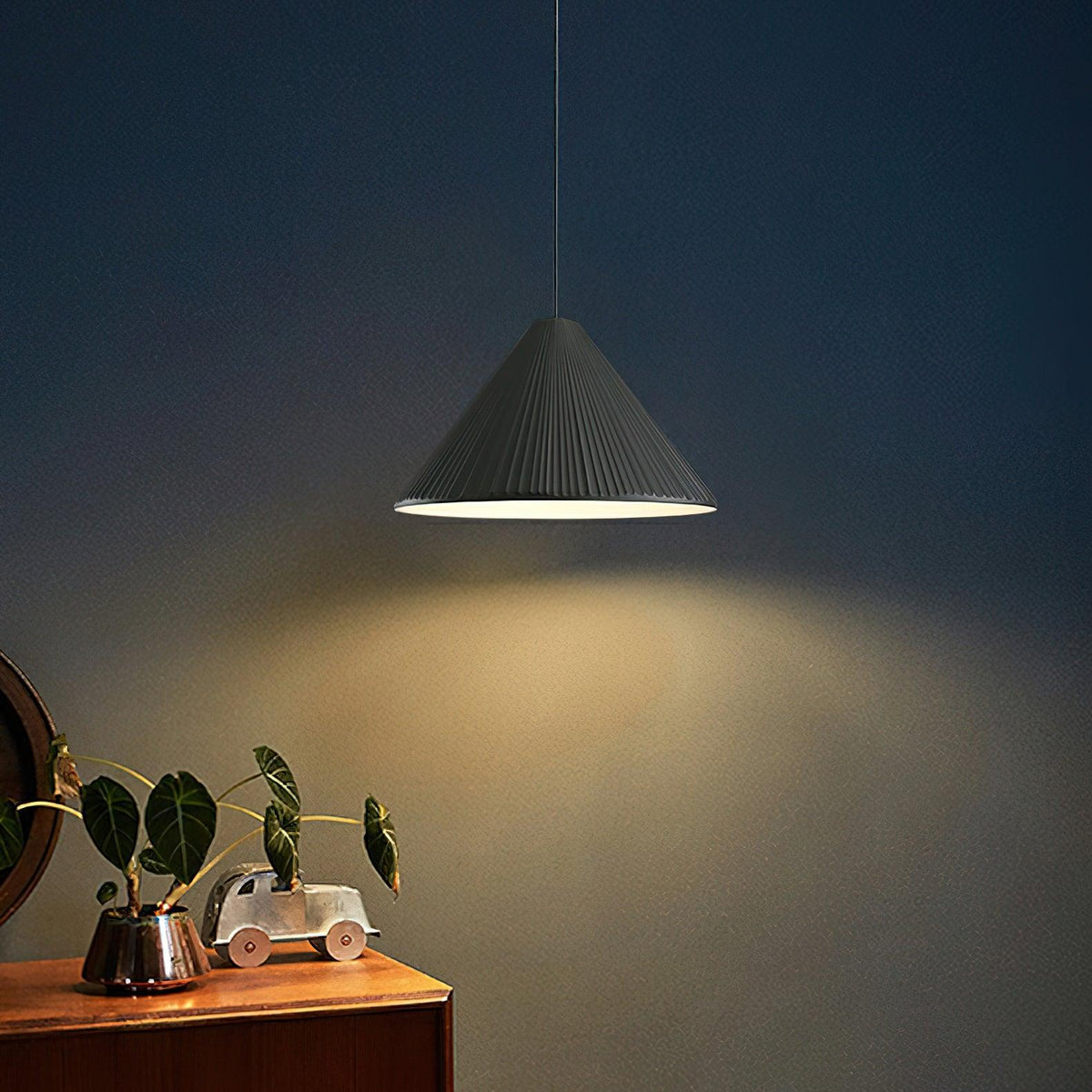hat-resin-pendant-lamp