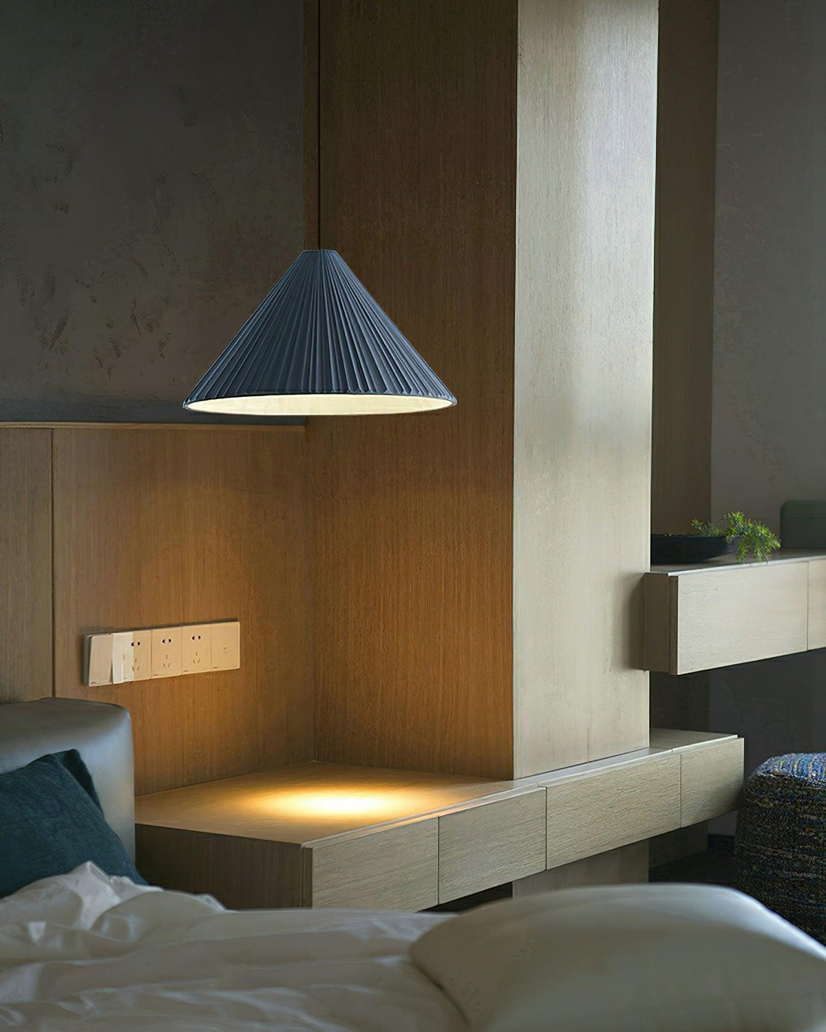hat-resin-pendant-lamp