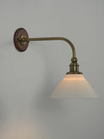 heirloom-wall-lamp