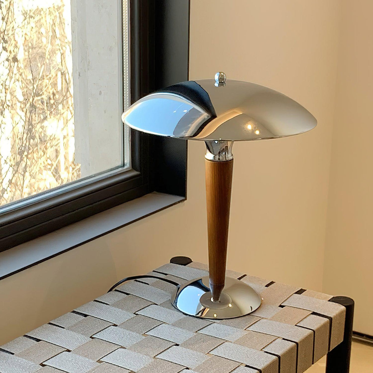 helmet-table-lam