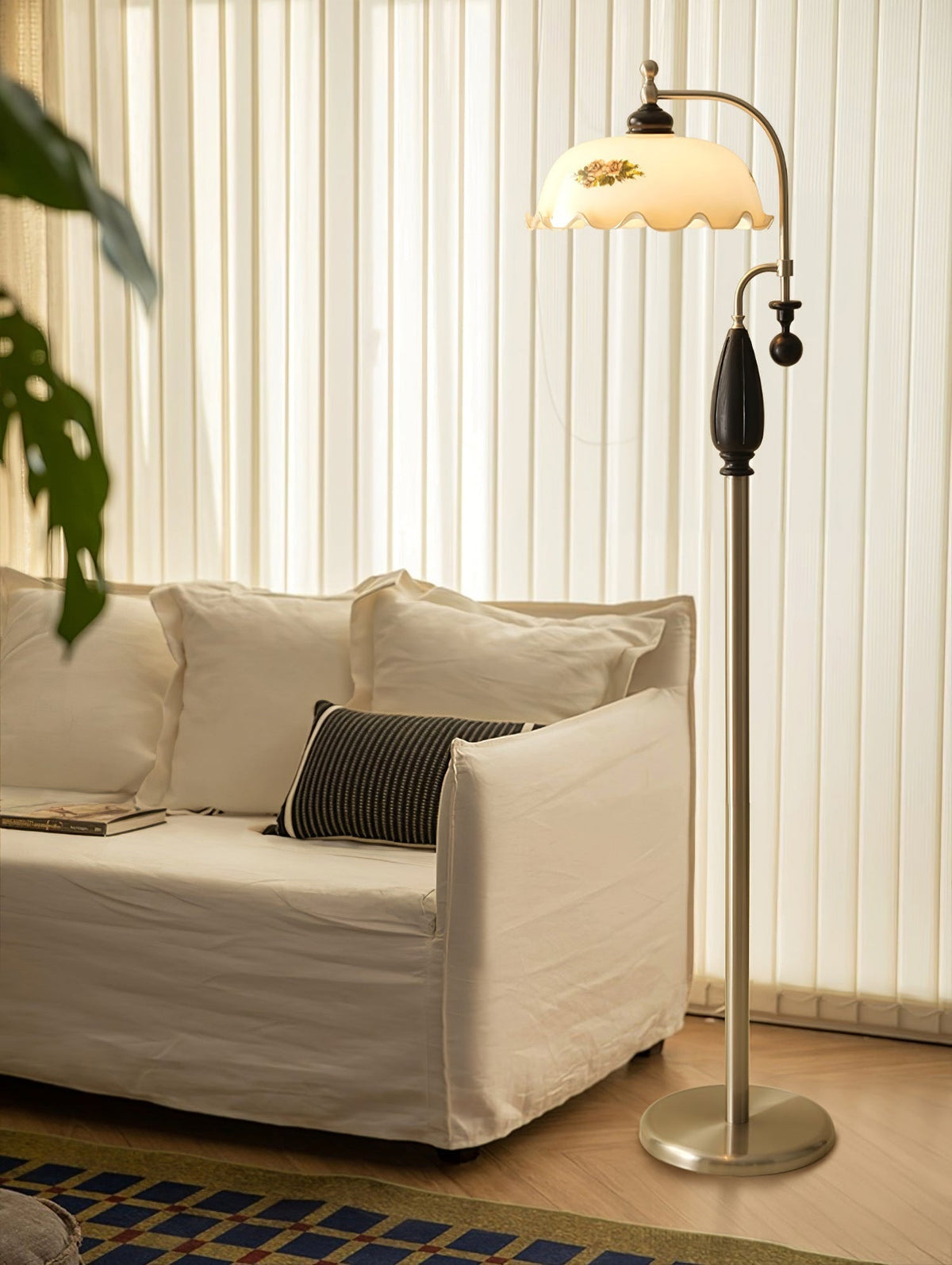Heritage Bloom Floorlamp