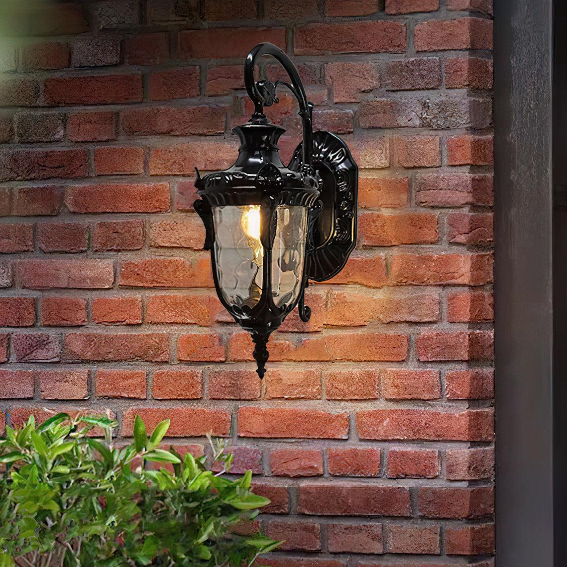 heritage-outdoor-wall-lamp