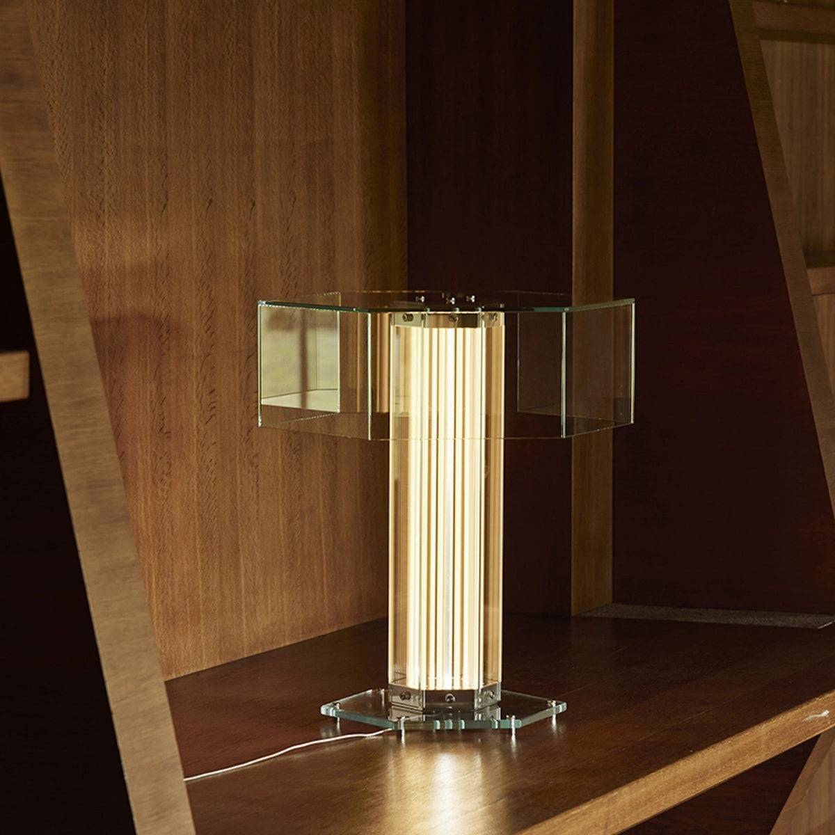 Hexagonal Glass Table Lamp with Integrated LED – Modern Minimalist Desk Lamp
