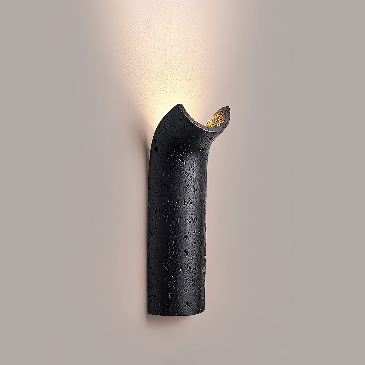 hobart-wall-lamp