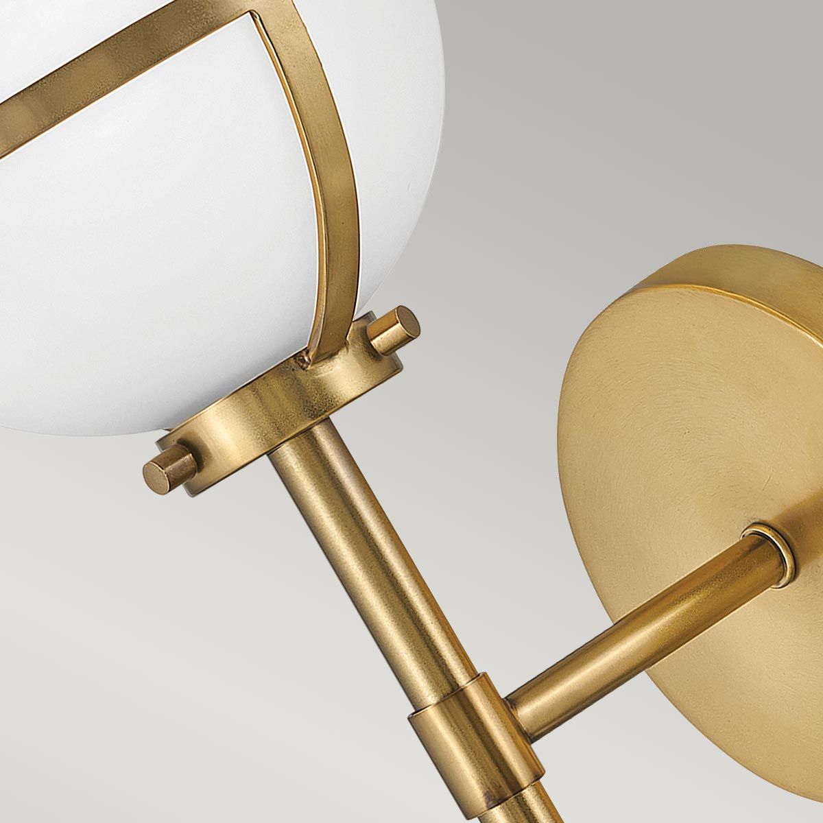 hollis-wall-sconce