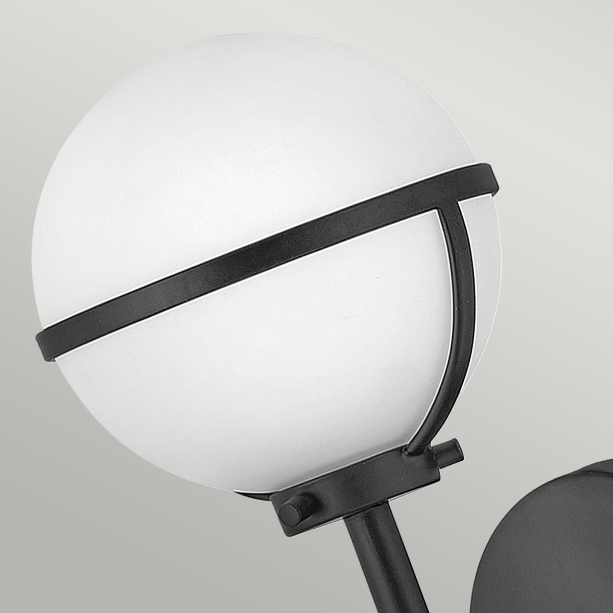 hollis-wall-sconce