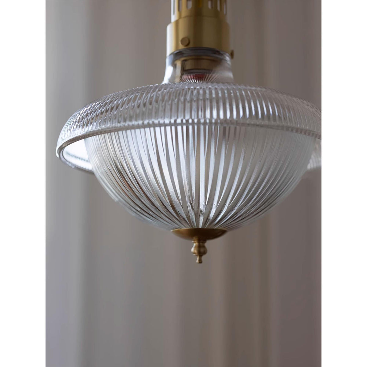 holophane-pendant-lamp