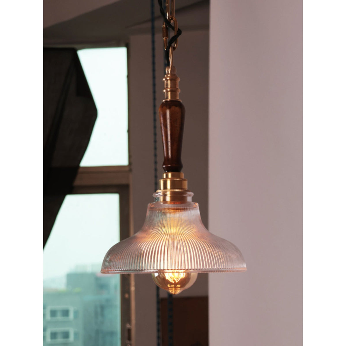 holophane-pendant-light