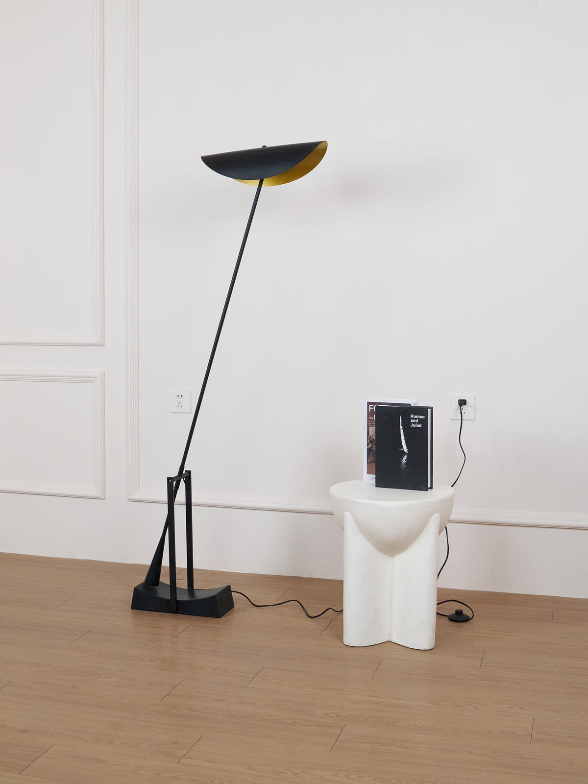 horizon-floor-lamp