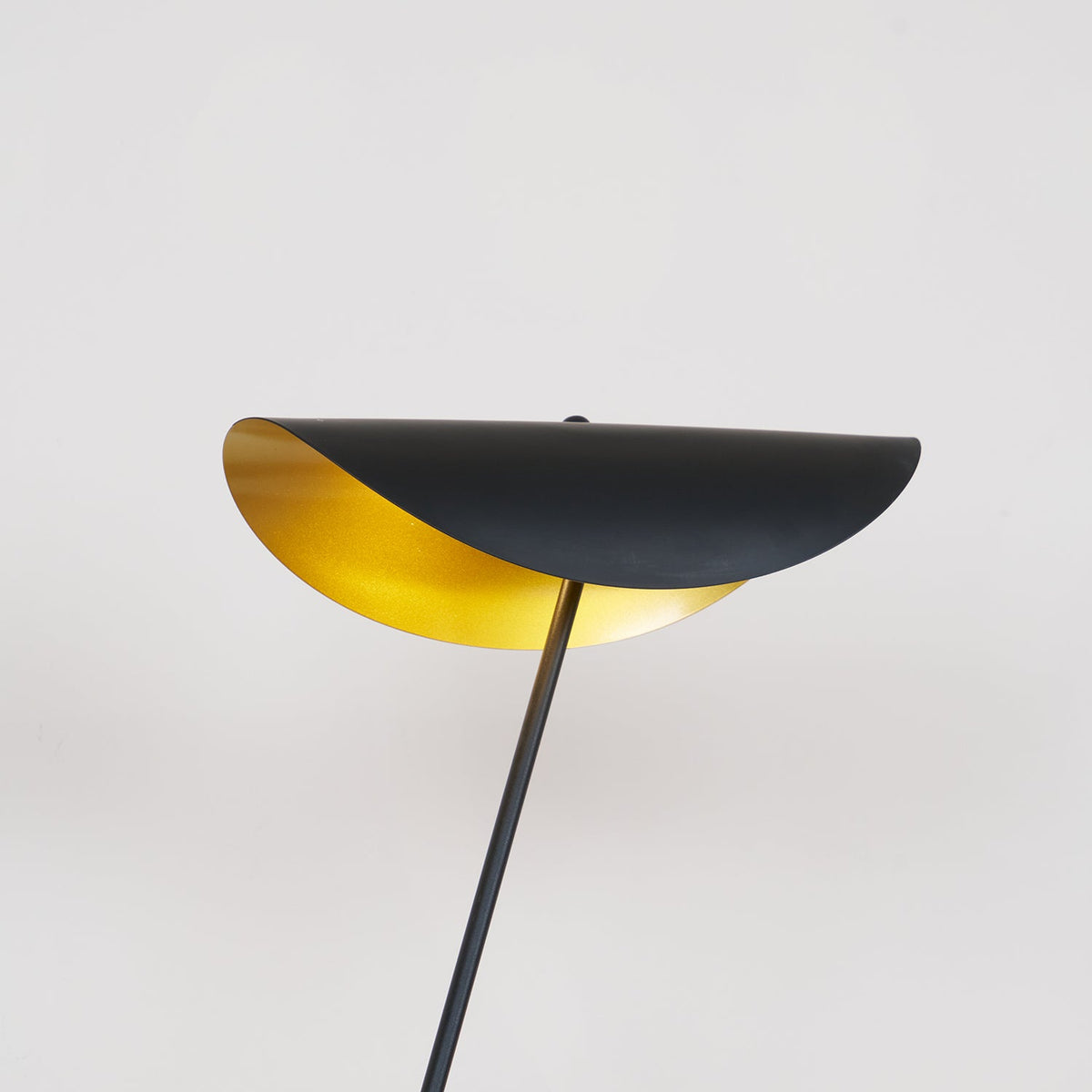 horizon-floor-lamp