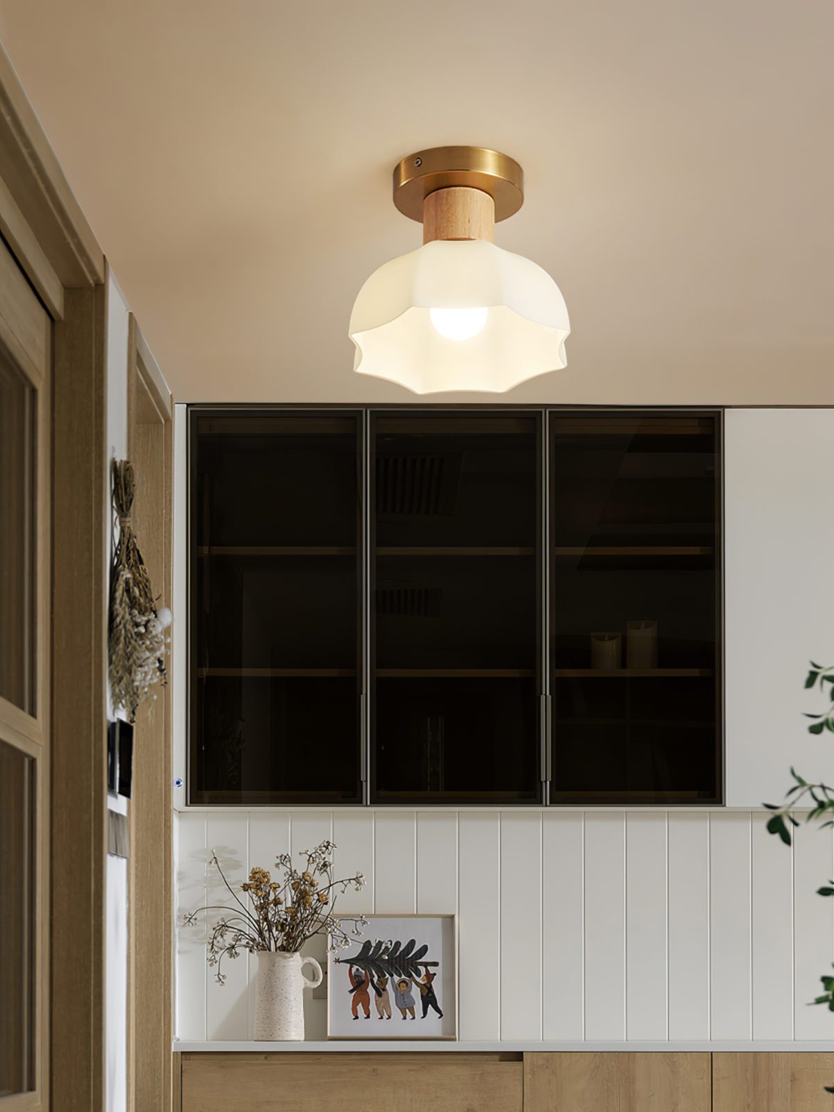 Horn Shaped Small Ceiling Lamp