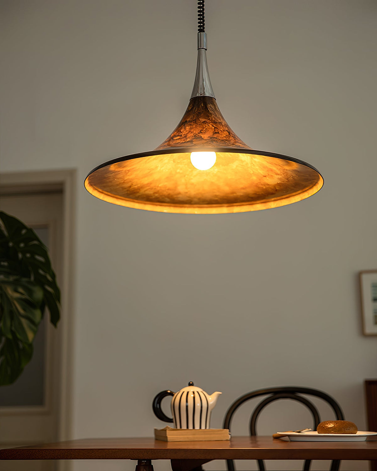 Horn of Light Pendant Lamp | Amber Acrylic Modern Hanging Light
