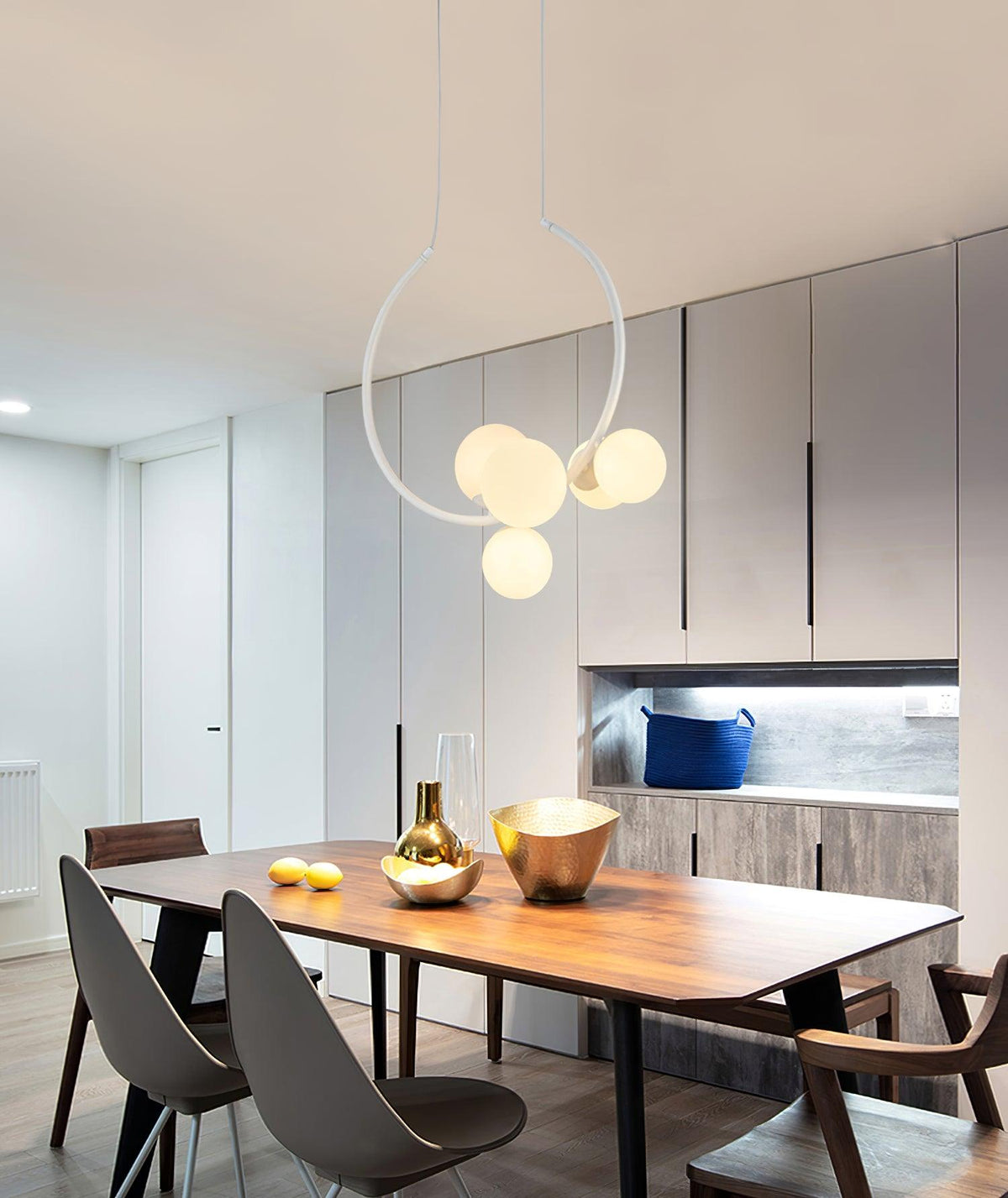 Hubble Bubble Pendant Light