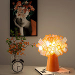 illis-flower-table-lamp