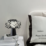 illis-flower-table-lamp
