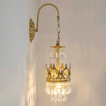imperial-wall-lamp