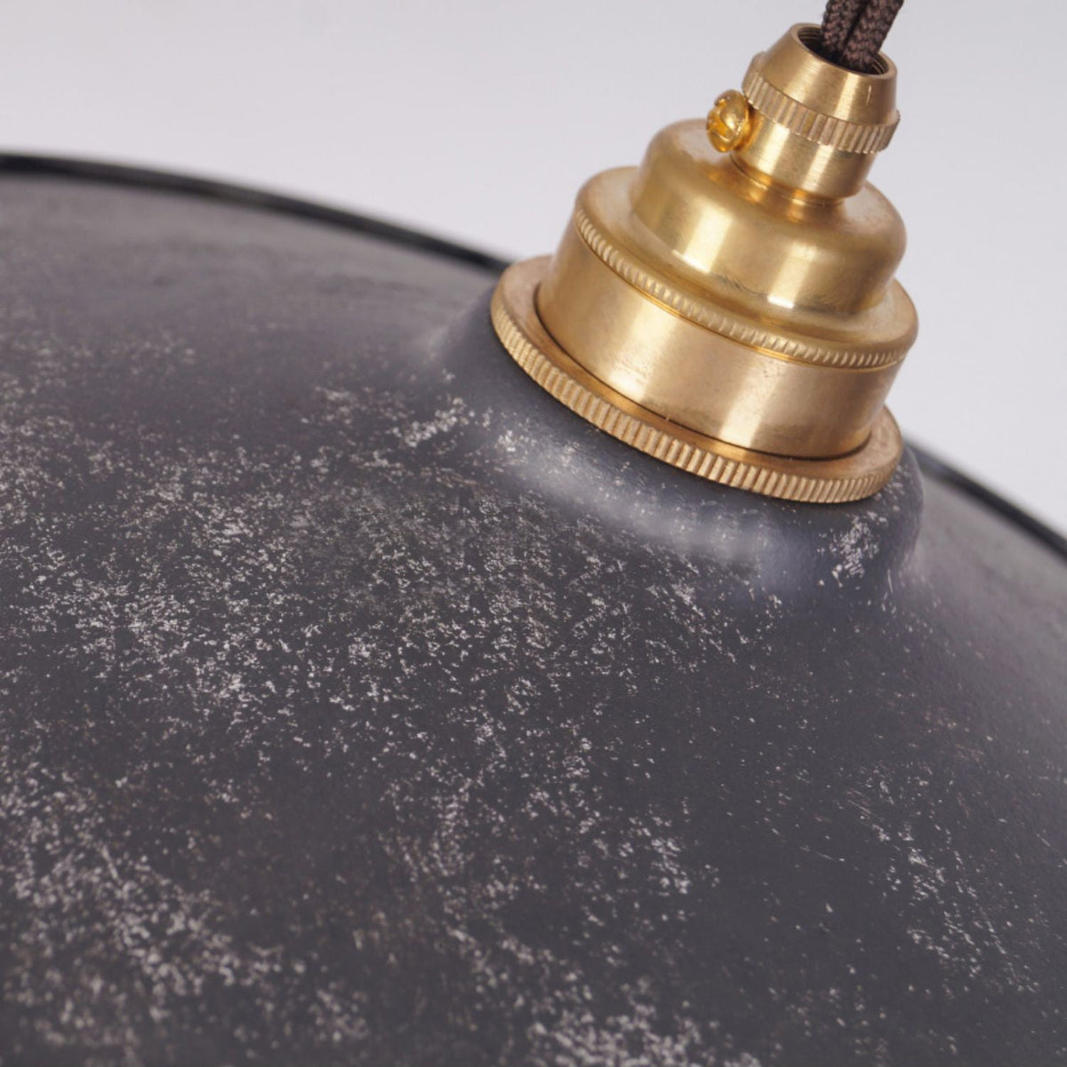 industrial-flat-pendant-light