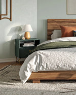 irving-wood-table-lamp