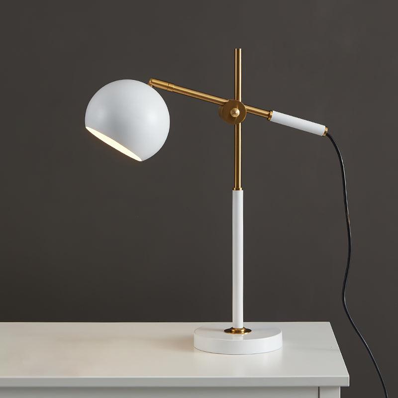 isaac-table-lamp