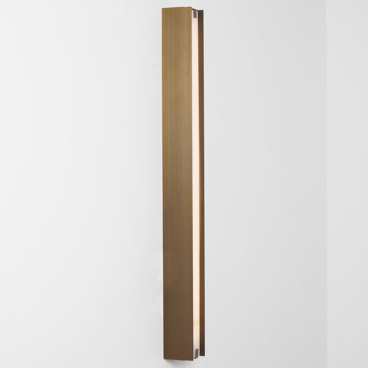 Isolde Alabaster Wall Sconce – Modern LED Wall Light in Bronze