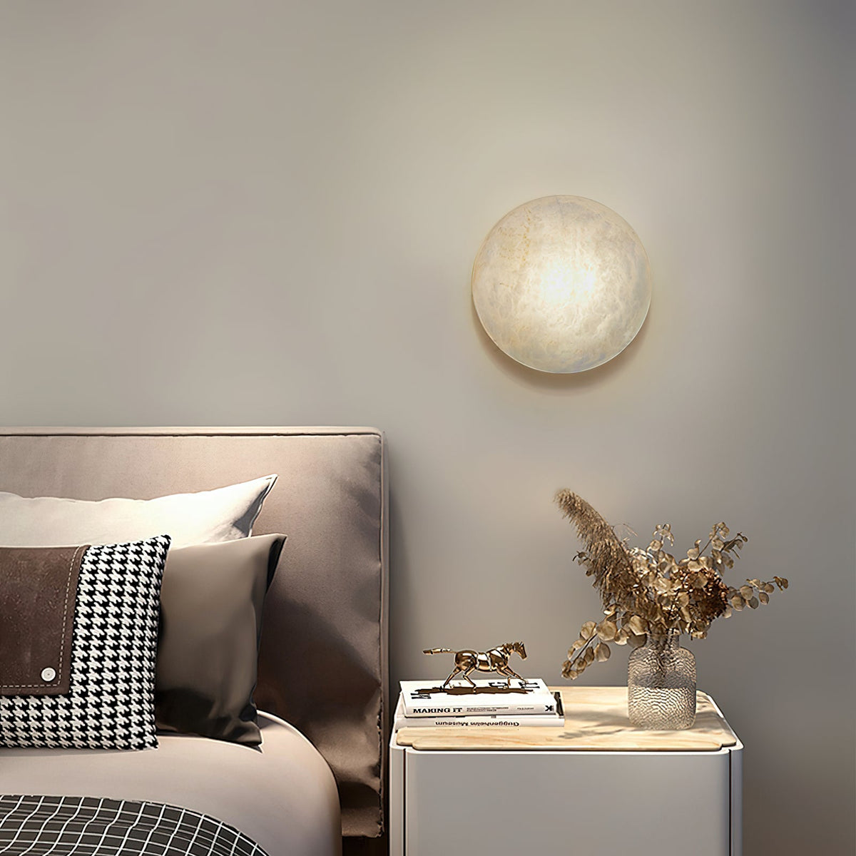 iveala-single-wall-lamp