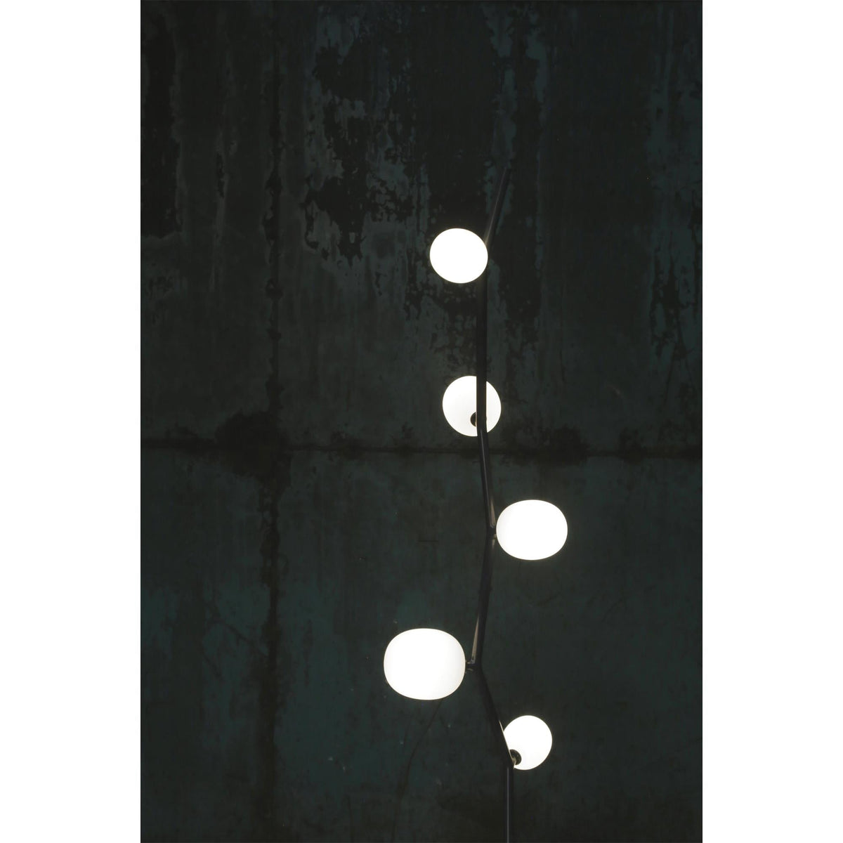 matteo-floor-lamp