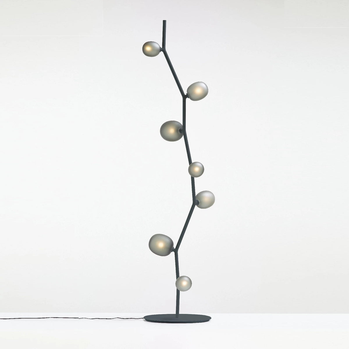 matteo-floor-lamp