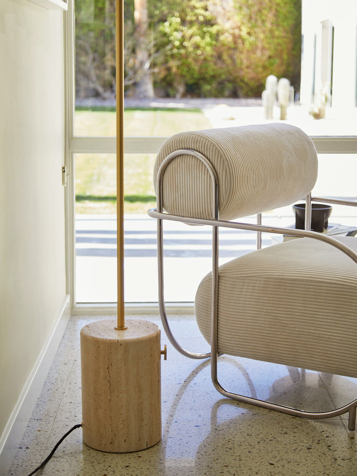 jwda-floor-lamp