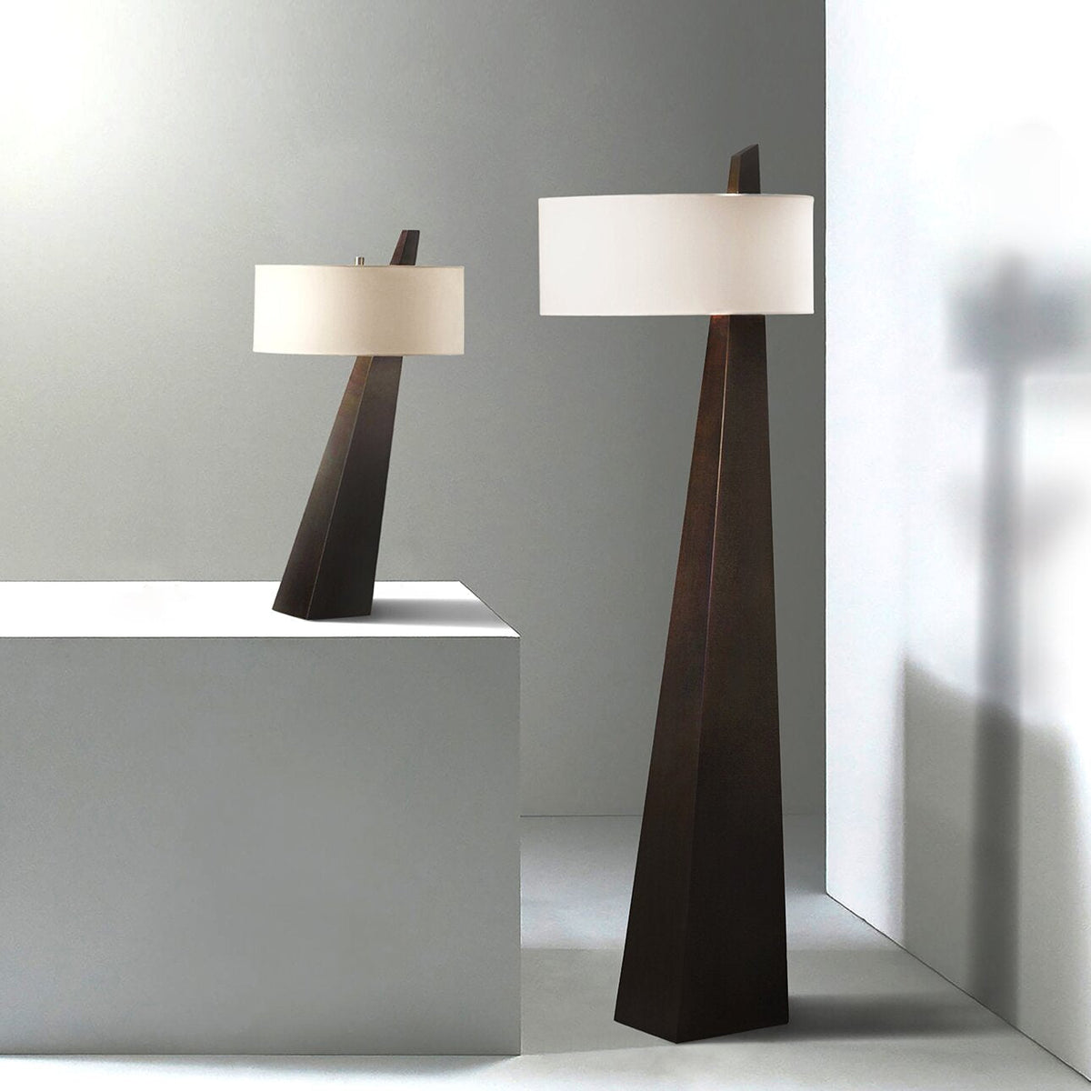 jett-obelisk-floor-lamp