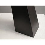 jett-obelisk-table-lamp