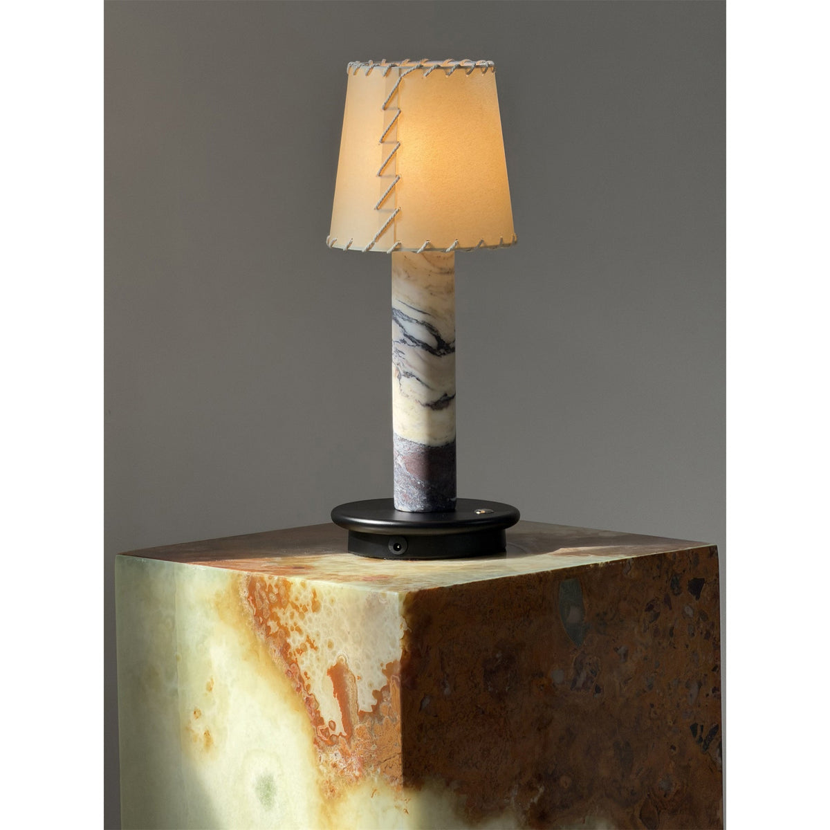 jorgen-table-lamp-built-in-battery
