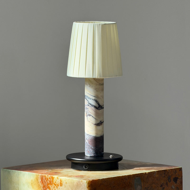 jorgen-table-lamp-built-in-battery