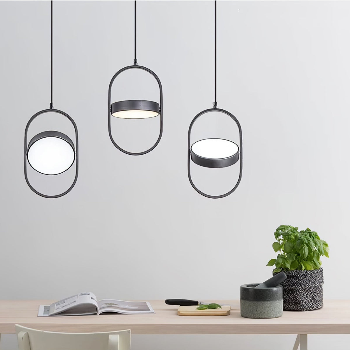 Kuu Pendant Light