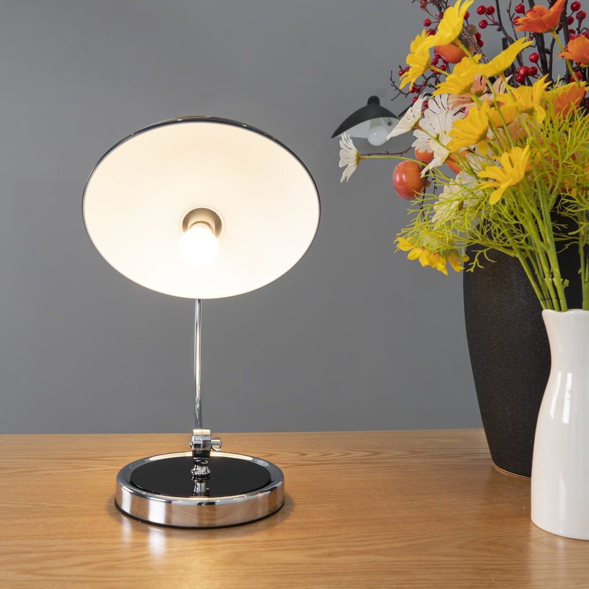 Kaiser idell Table lamp