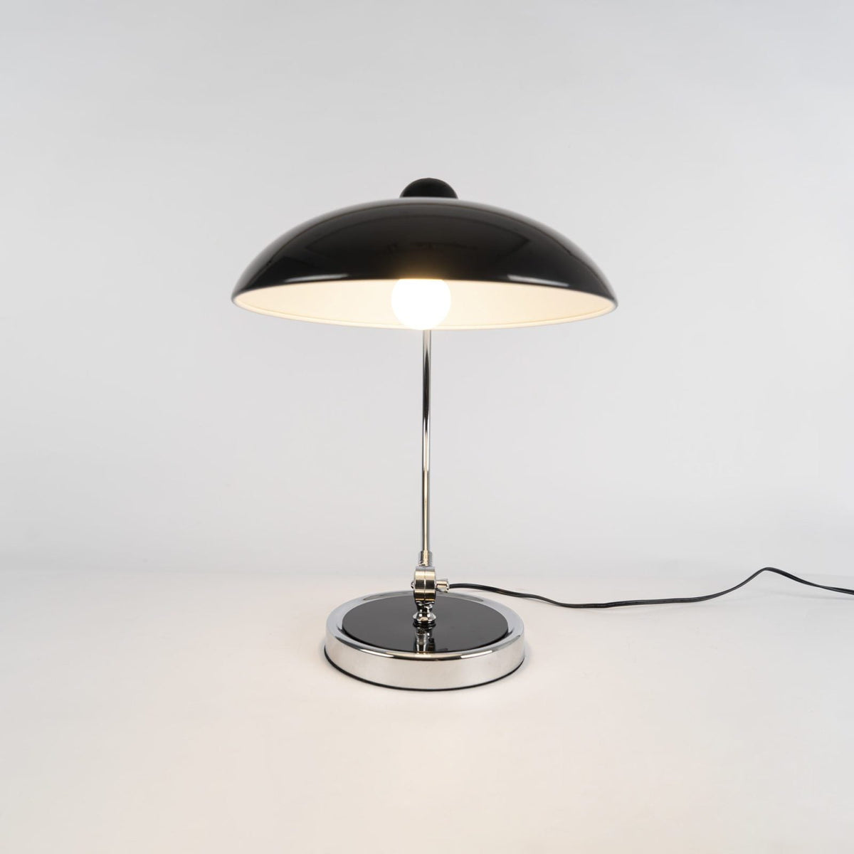 Kaiser idell Table lamp