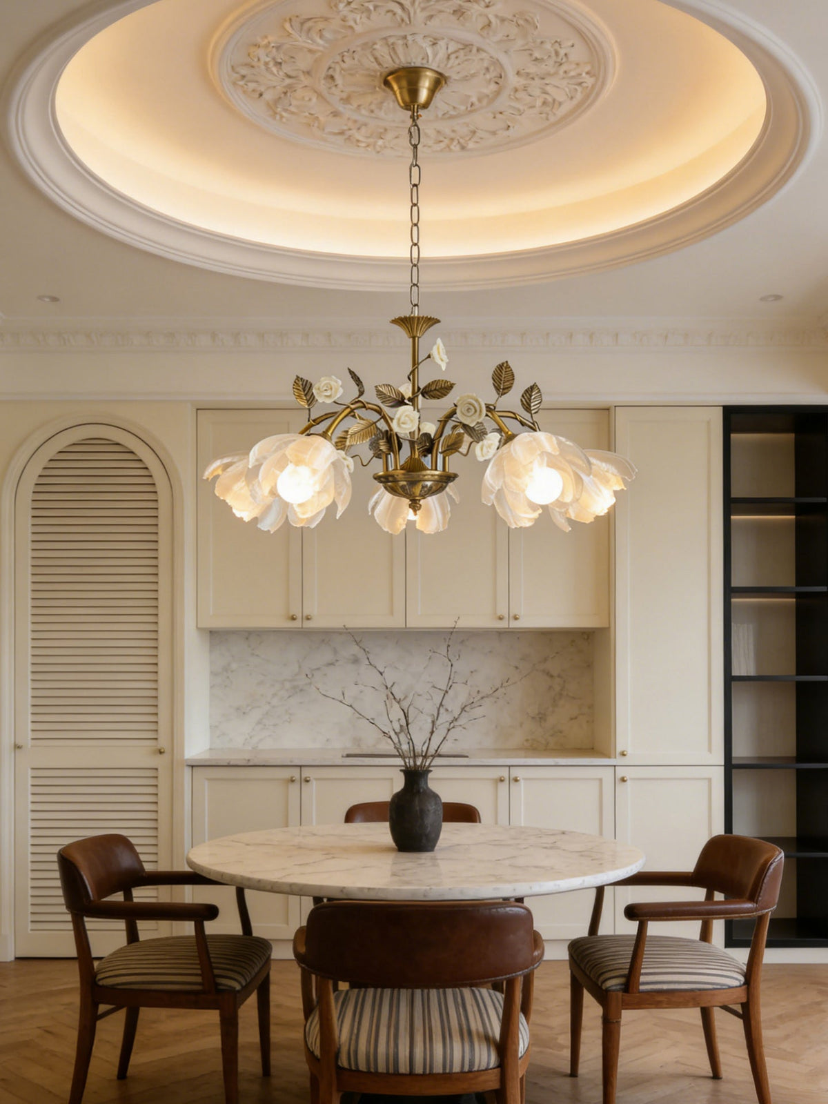 kalin-flower-chandelier