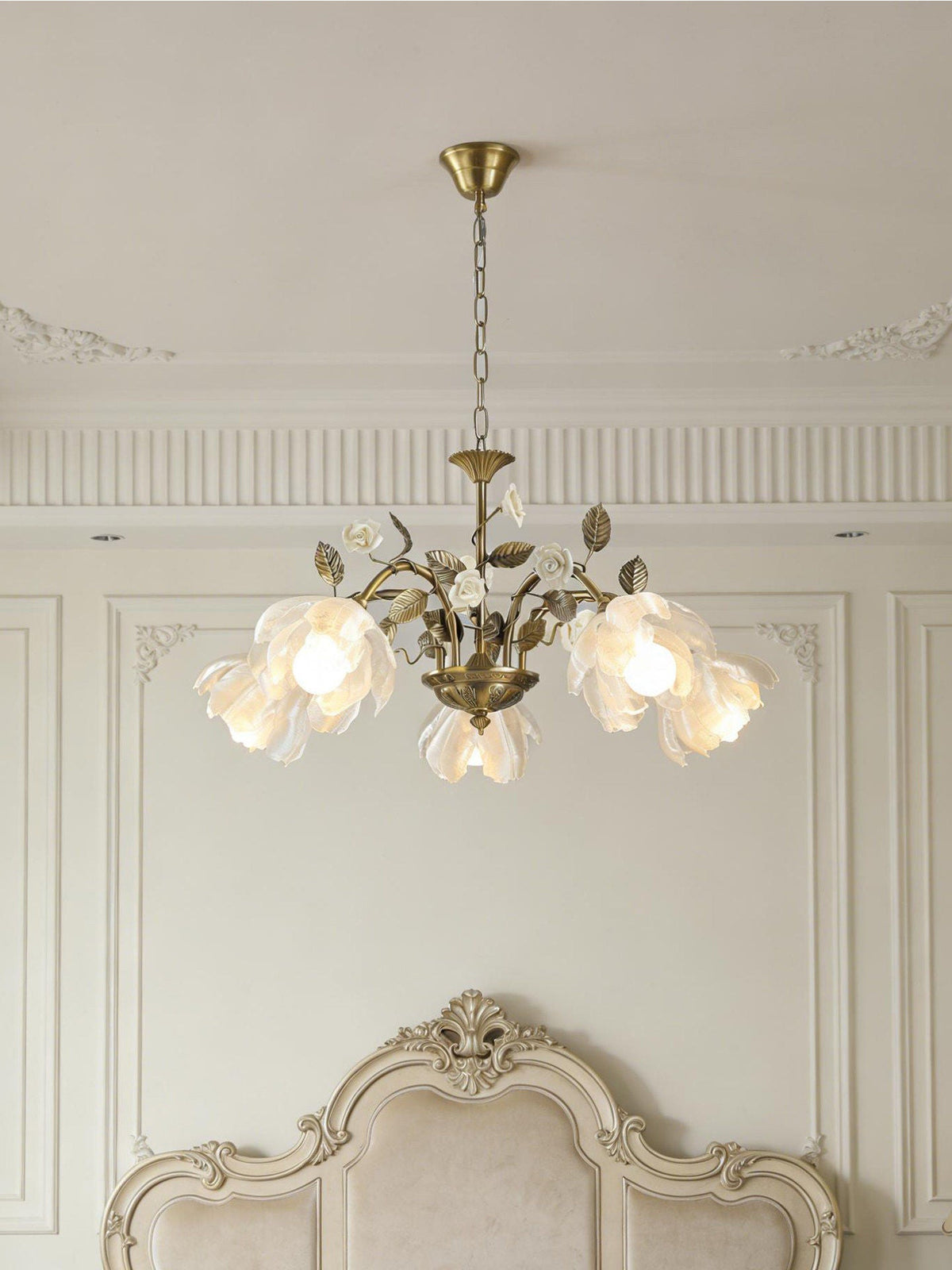 kalin-flower-chandelier